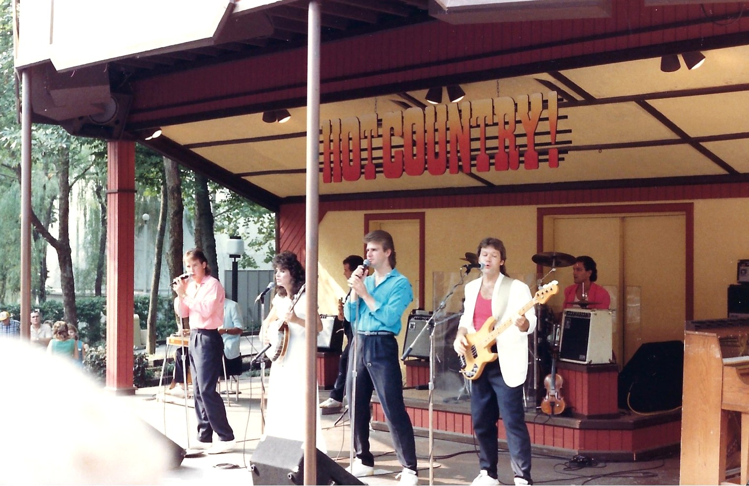 Opryland-1986-10